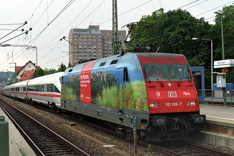 101 109 und 415 080 bei km 15,6 (September 2004)