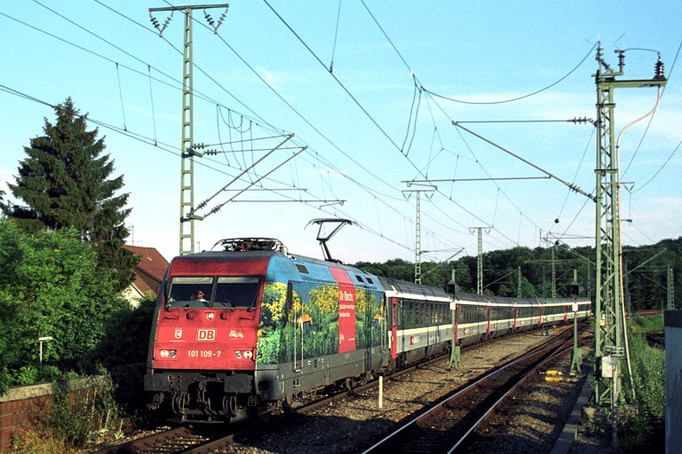 101 109 mit IC 380 bei km 16,8 (Juli 2004)