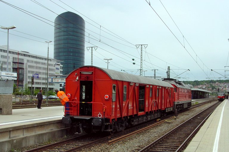 232 141 bei km 15,6 (Juni 2004)