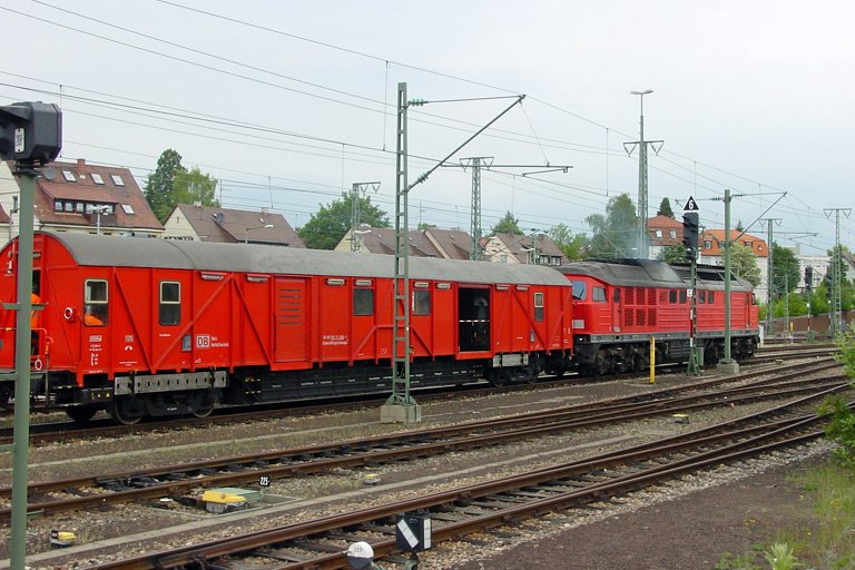 232 141 bei km 15,6 (Juni 2004)