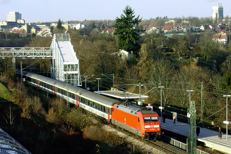 Abschiedsfahrt mit 101 009 ... an gleicher Stelle wie beim ersten Insubria (Dezember 2005)