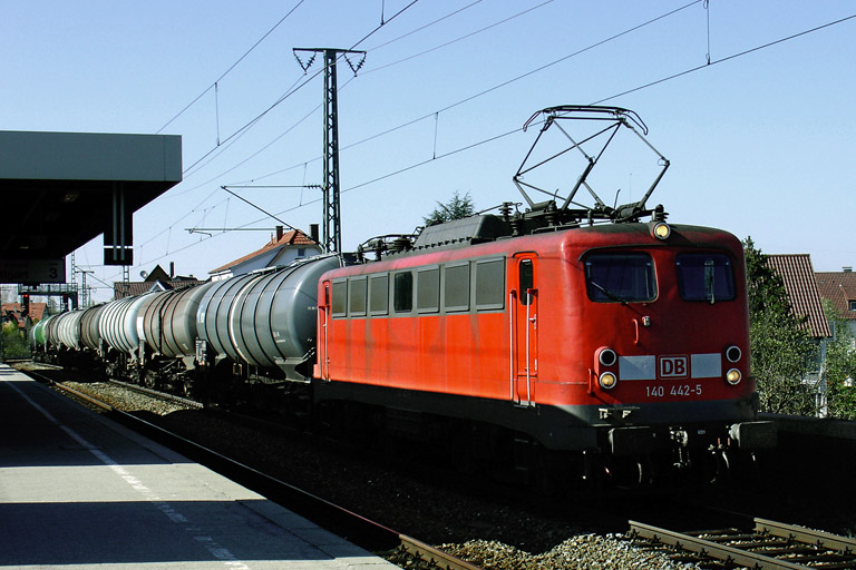 140 442 bei km 16,6 (April 2005)