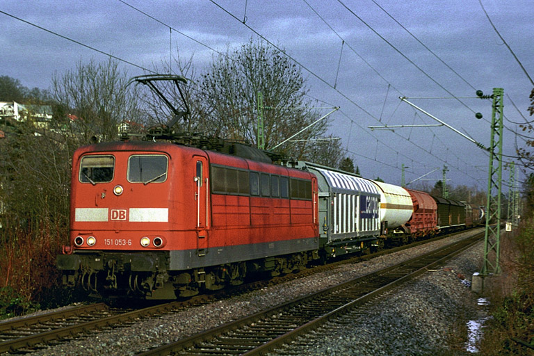 151 053 mit TC 44697 bei km 12,8 (November 2005)