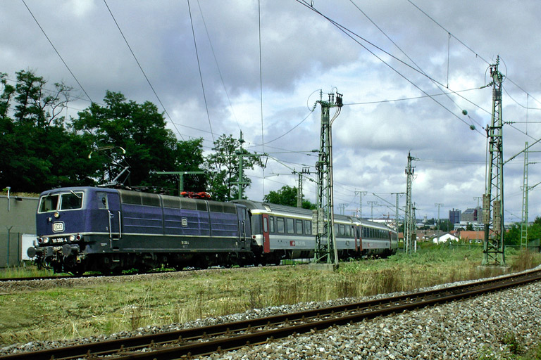 181 206 mit IC 381 bei km 17,2 (August 2005)