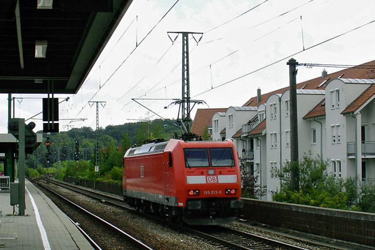 185 013 bei km 16,6 (August 2005)