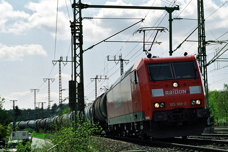 185 188 bei km 16,4 (April 2005)