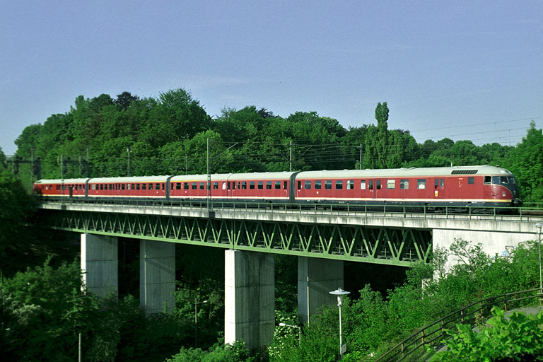 612 507/506 bei km 14,6 (Juni 2005)