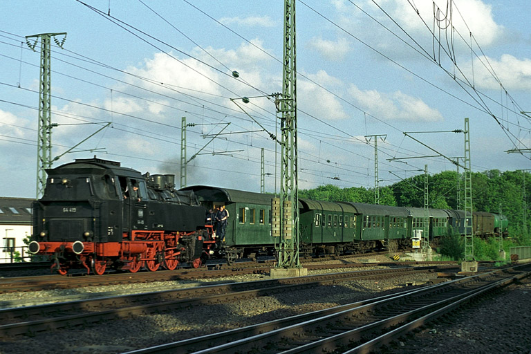 64 419 in Stuttgart-Rohr (Mai 2005)