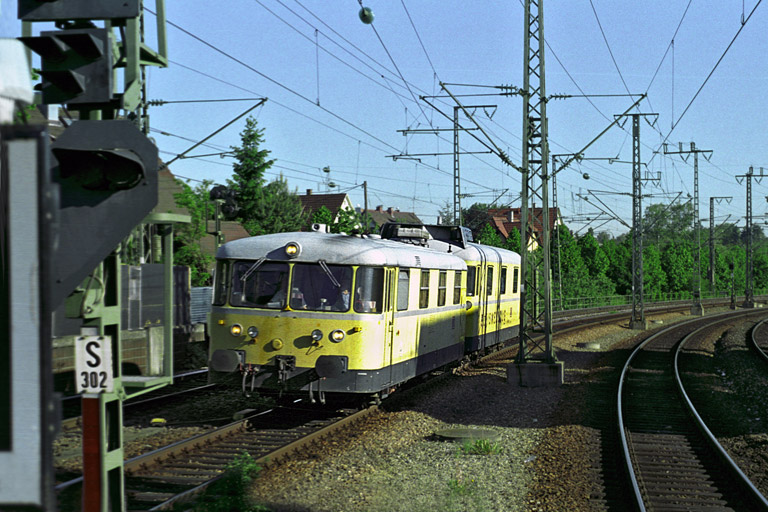 725 003/726 003 bei km 16,6 (Mai 2005)