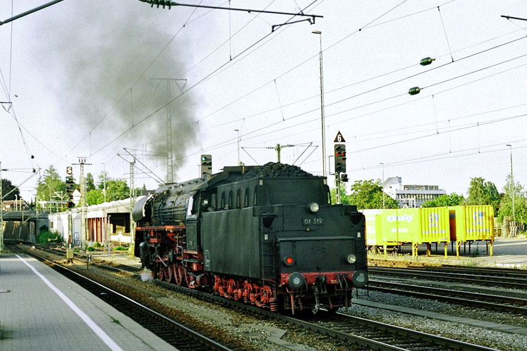 01 519 bei km 15,6 (Juli 2006)