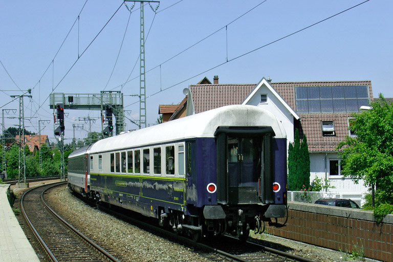 120 108 mit IC 2680 bei km 16,6 (Juni 2006)