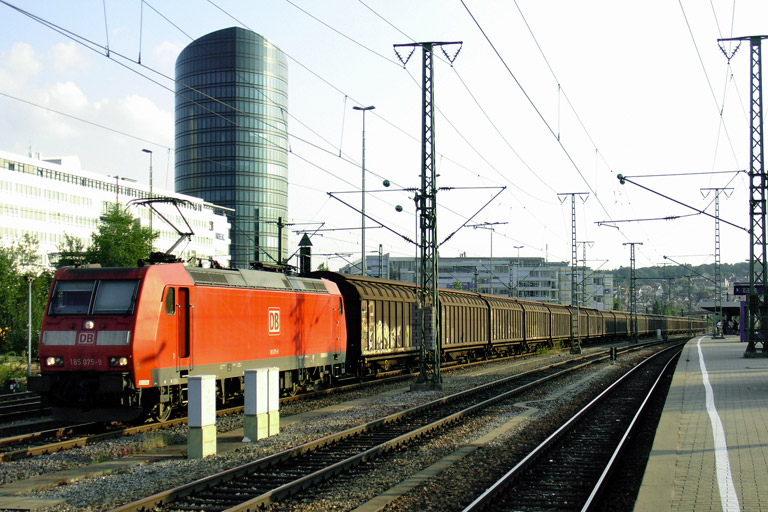 185 075 mit CS 49150 bei km 15,6 (Juli 2006)