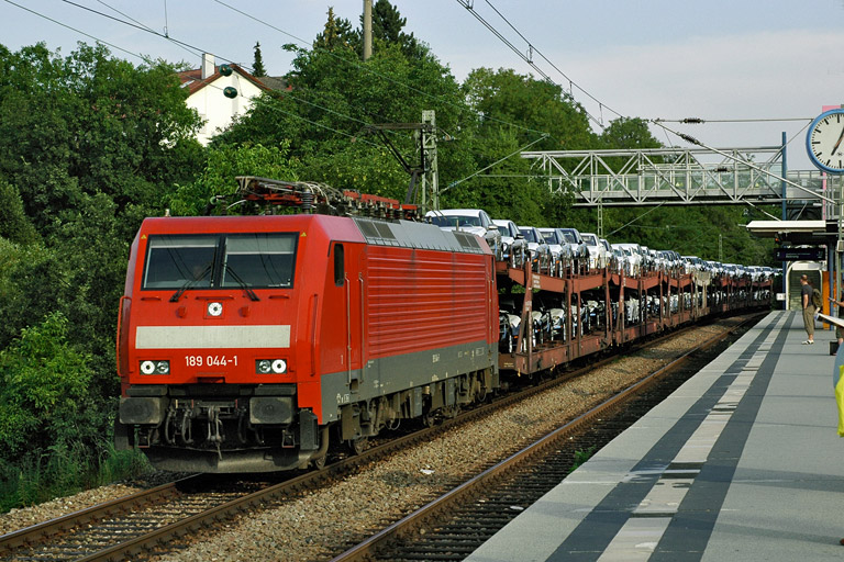 189 044 mit CSQ 60084 bei km 14,4 (Juli 2006)