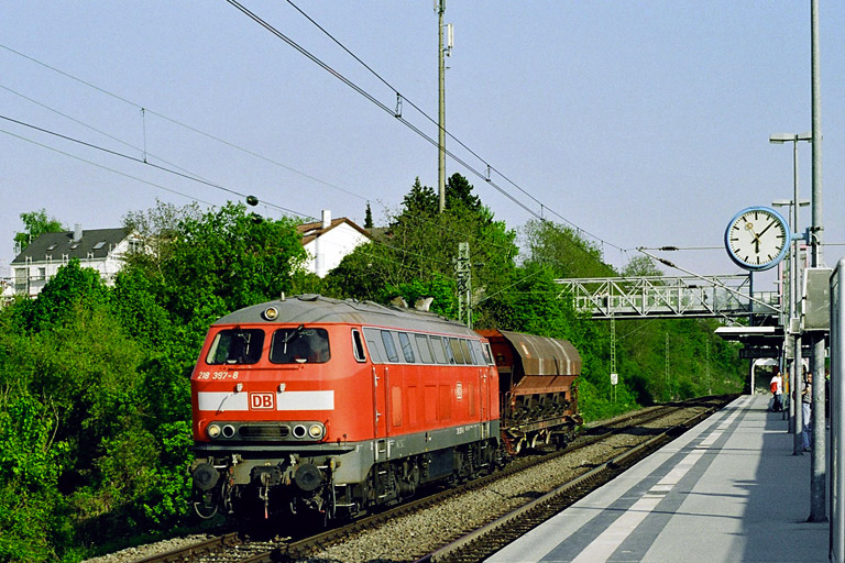 218 397 bei km 14,2 (Mai 2006)
