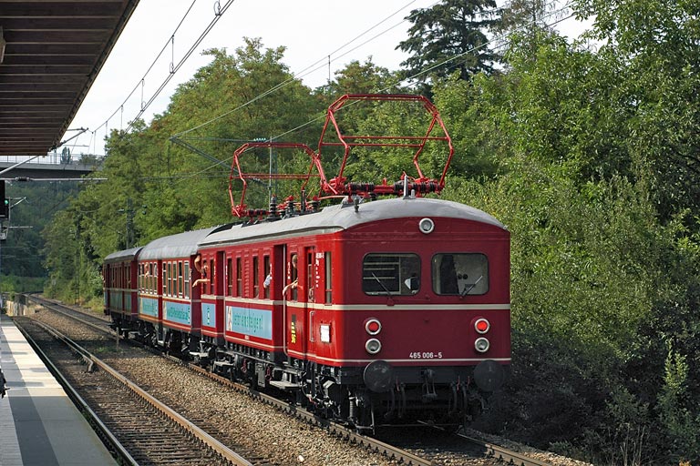 465 006 mit DPE 88824 bei km 14,2 (Juli 2006)
