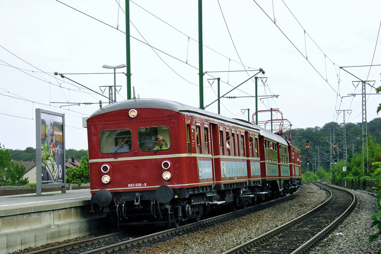 865 606 mit DPE 88824 bei km 16,6 (Juli 2006)