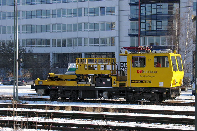 Motorturmwagen MTW 100 bei km 15,6 (Januar 2006)