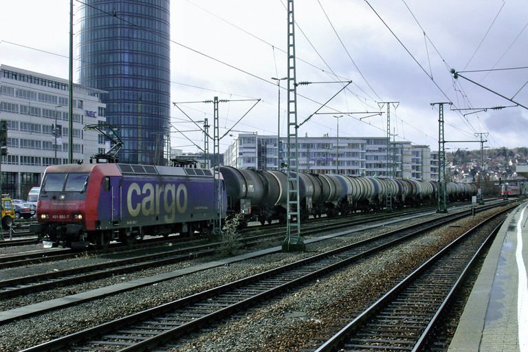 SBB Cargo 481 005 bei km 15,6 (Februar 2006)