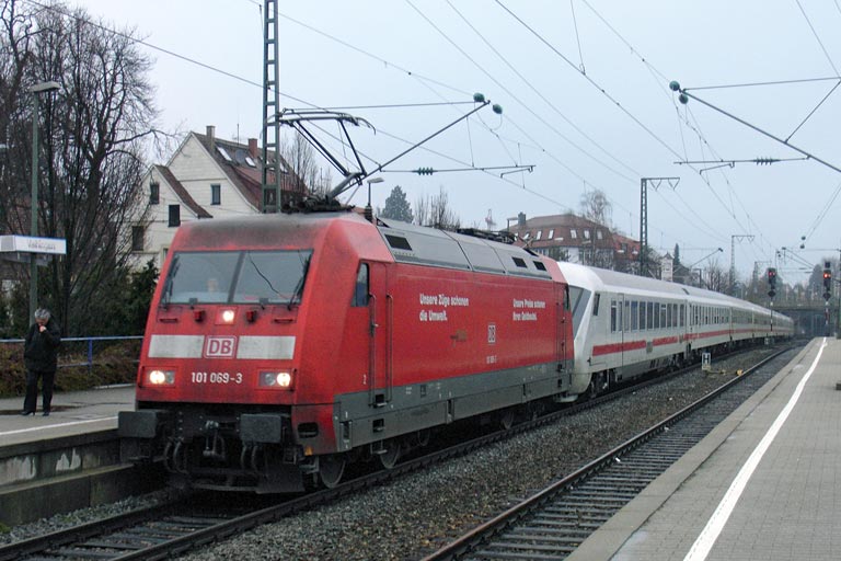 101 069 mit IC 2805 bei km 15,6 (Februar 2007)