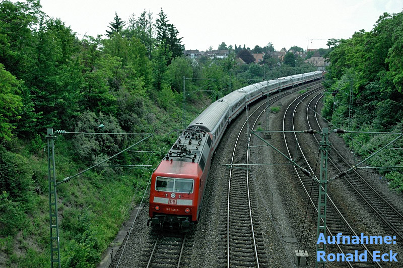 120 146 mit IC 2801 bei km 14,4 (Juni 2007)