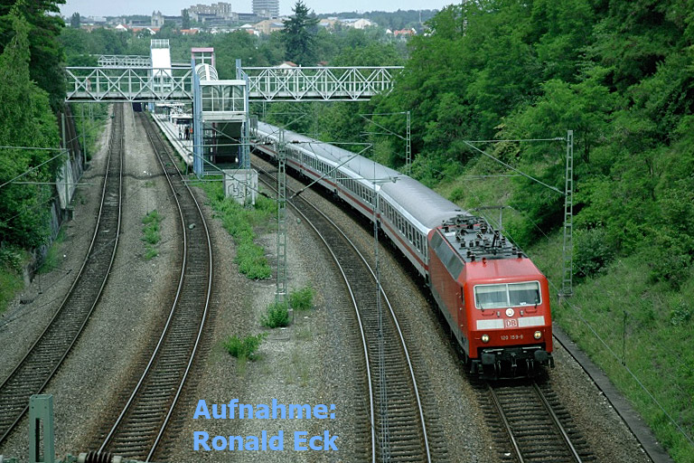 120 159 mit IC 2801 bei km 14,4 (Juni 2007)