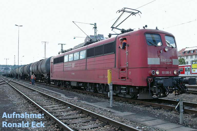 151 086 bei km 15,6 (Juli 2007)
