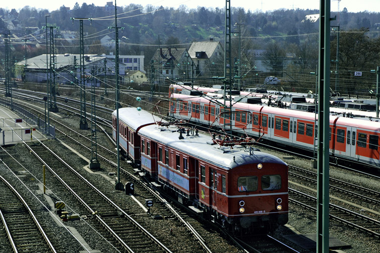 465 006/865 606 bei km 16,0 (M&auml;rz 2007)