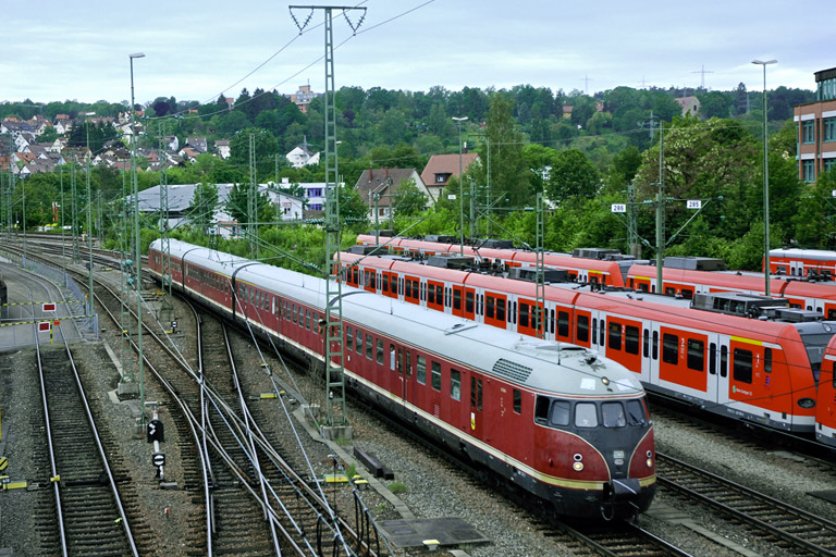 612 506/507 als RE 22991 bei km 16,0 (Mai 2007)