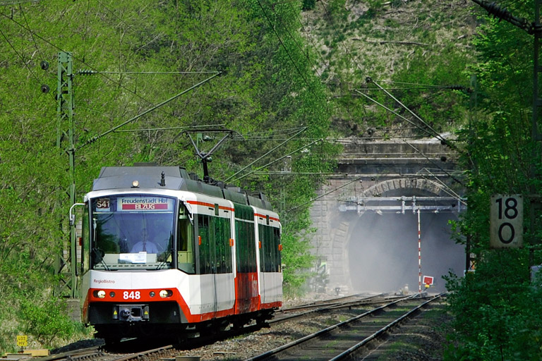AVG Bistro-Stadtbahn als DPE 91845 bei km 18,0 (April 2007)
