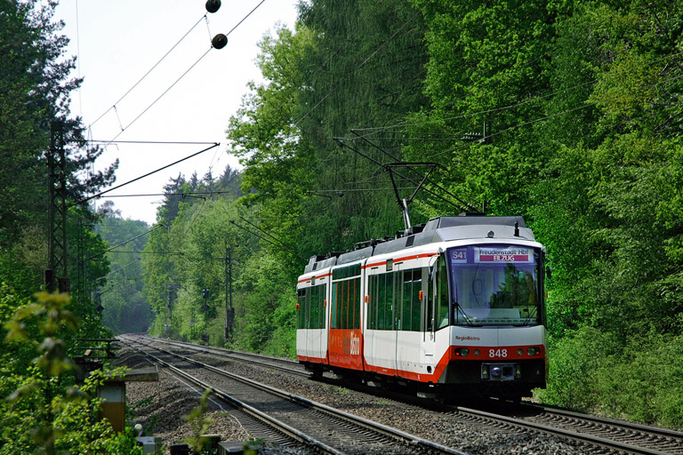 AVG Bistro-Stadtbahn als DPE 91845 bei km 18,2 (April 2007)