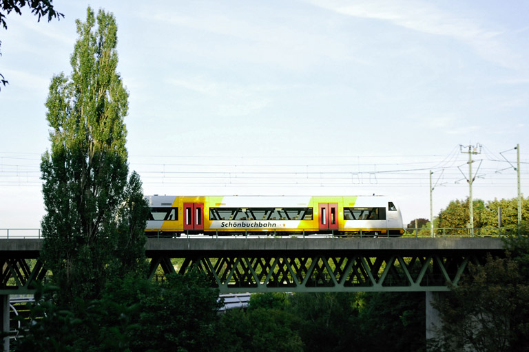 Regioshuttle VT 433 als Dbz 86020 bei km 14,6 (Juli 2007)