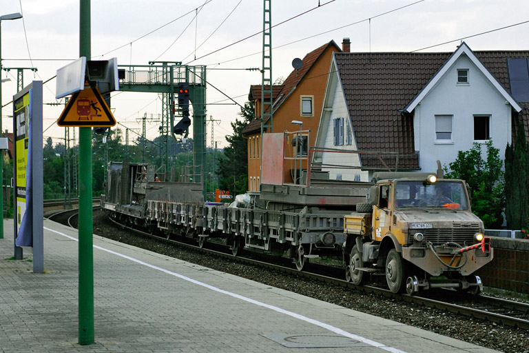 Zweiwegefahrzeug bei km 16,6 (Mai 2007)