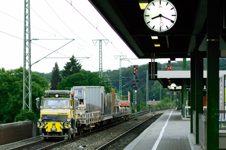Zweiwegefahrzeug bei km 16,6 (Mai 2007)
