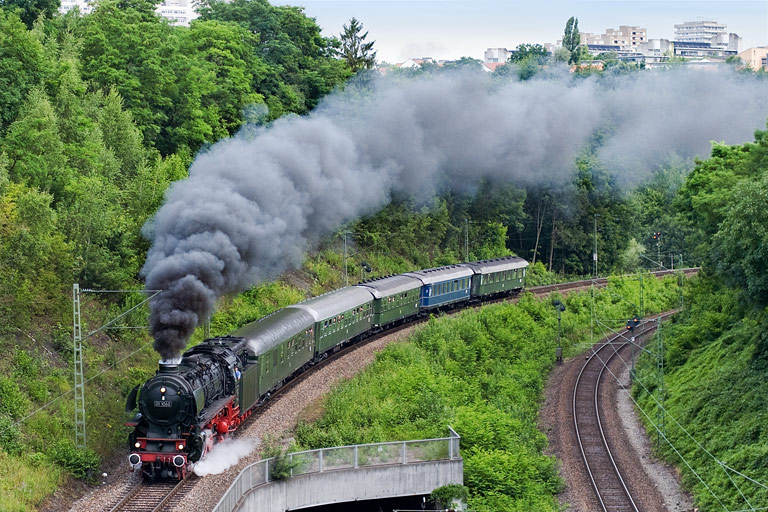 01 1066 mit DPE 92326 bei km 13,8 (Juli 2008)