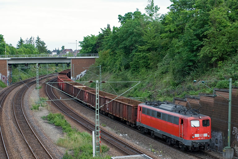 140 440 mit FZT 56173 bei km 14,4 (Juni 2008)