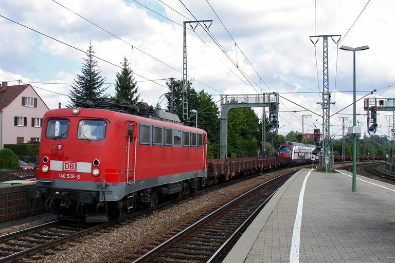 140 539 mit CFN 46331 bei km 16,6 (Juli 2008)