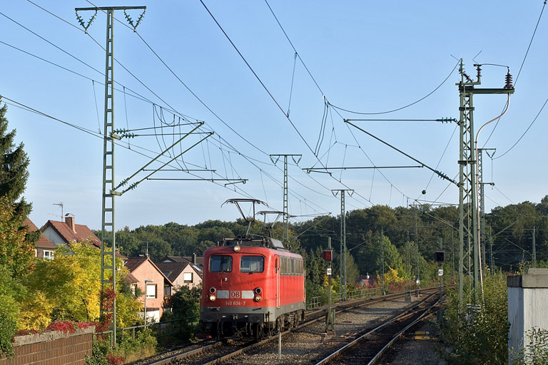 140 634 als Tfzf 68267 bei km 16,8 (September 2008)