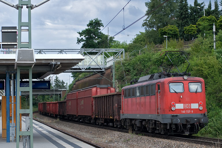 140 727 mit FZT 56173 bei km 14,2 (Juli 2008)