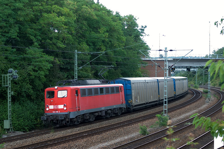 140 759 mit CS 61783 bei km 14,6 (August 2008)