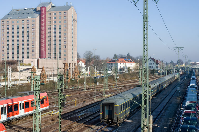 145 CL-003 mit DPE 85743 bei km 15,8 (Dezember 2008)