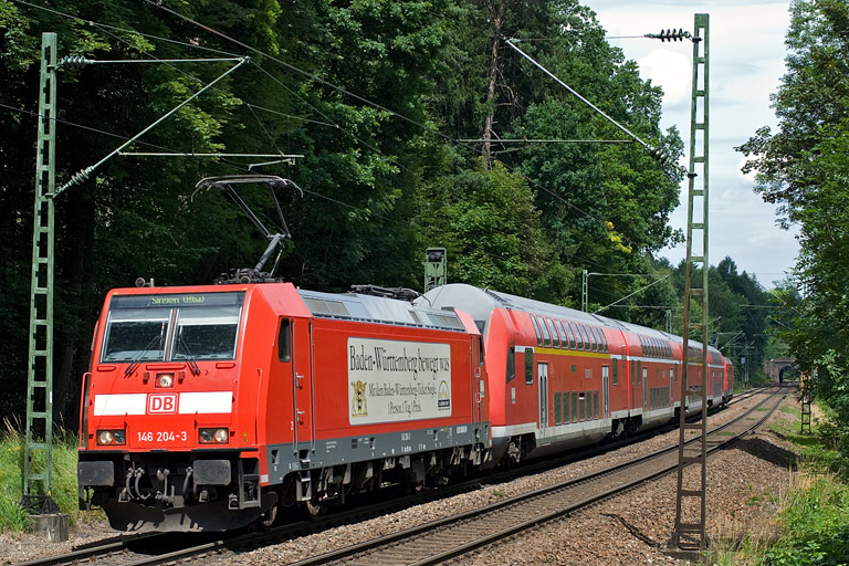 146 204 mit RE 19655 bei km 18,8 (Juni 2008)