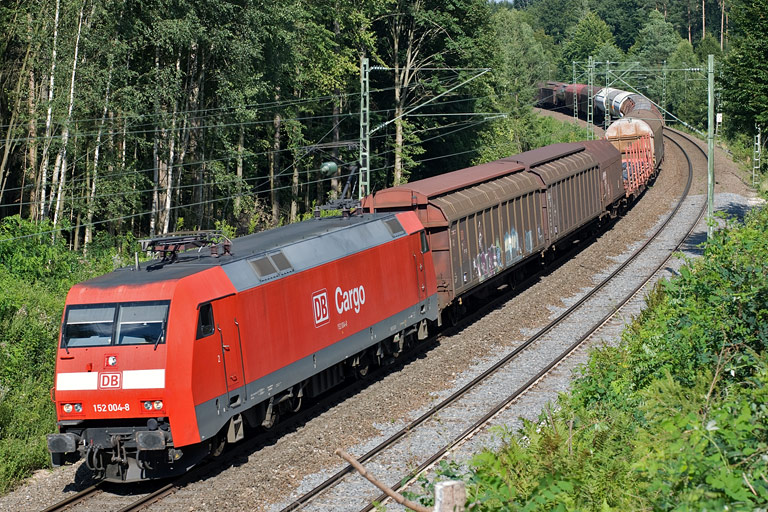 152 004 mit FE 44696 bei km 21,6 (August 2008)
