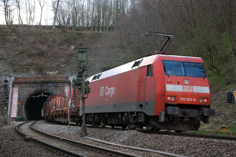 152 019 mit FE 44691 bei km 17,4 (April 2008)