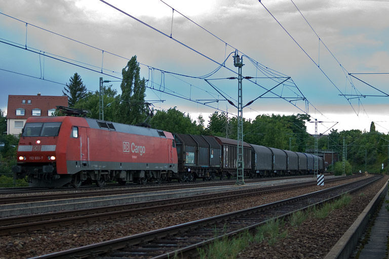 152 033 mit FZT 56173 bei km 14,6 (August 2008)