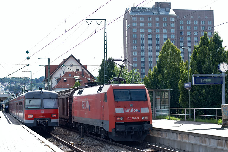 152 068 mit FE 44695 bei km 15,6 (August 2008)