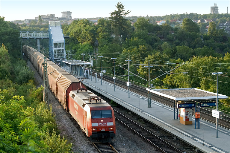 152 094 mit FZT 56173 bei km 14,2 (August 2008)