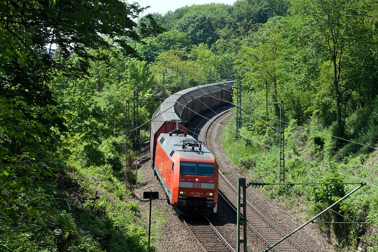 152 150 mit CSQ 60080 bei km 9,2 (Mai 2008)