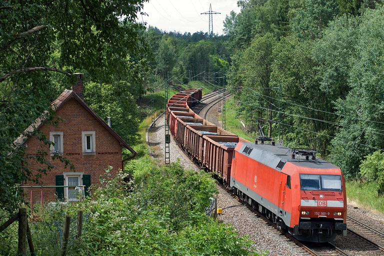152 169 mit FZT 56164 bei km 19,2 (Juni 2008)