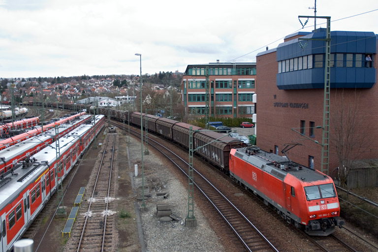 185 064 mit FE 45175 bei km 16,0 (M&auml;rz 2008)