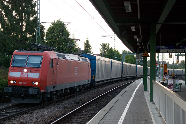 185 102 mit CS 61781 bei km 16,6 (August 2008)